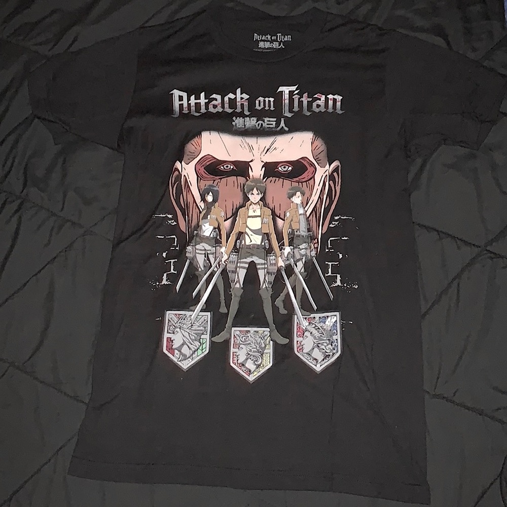 Attack on titan anime tee shirt